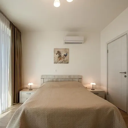 Adria Lux Sveti Stefan Budua
