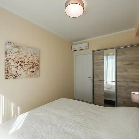 Adria Lux Sveti Stefan Budua
