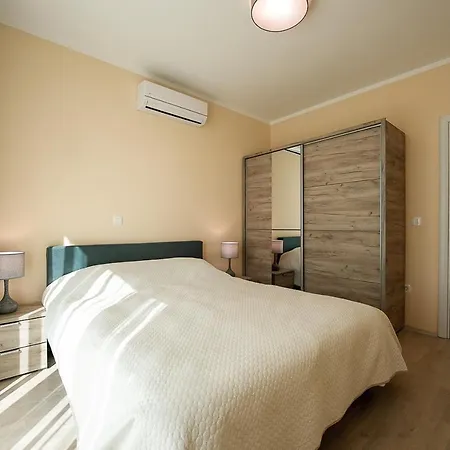 Апартаменти Adria Lux Sveti Stefan Будва