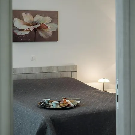 Adria Lux Sveti Stefan Апартаменти Будва