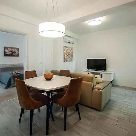 Апартаменти Adria Lux Sveti Stefan *
