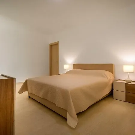 Апартаменти Adria Lux Sveti Stefan *