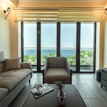 Adria Lux Sveti Stefan Апартаменти *